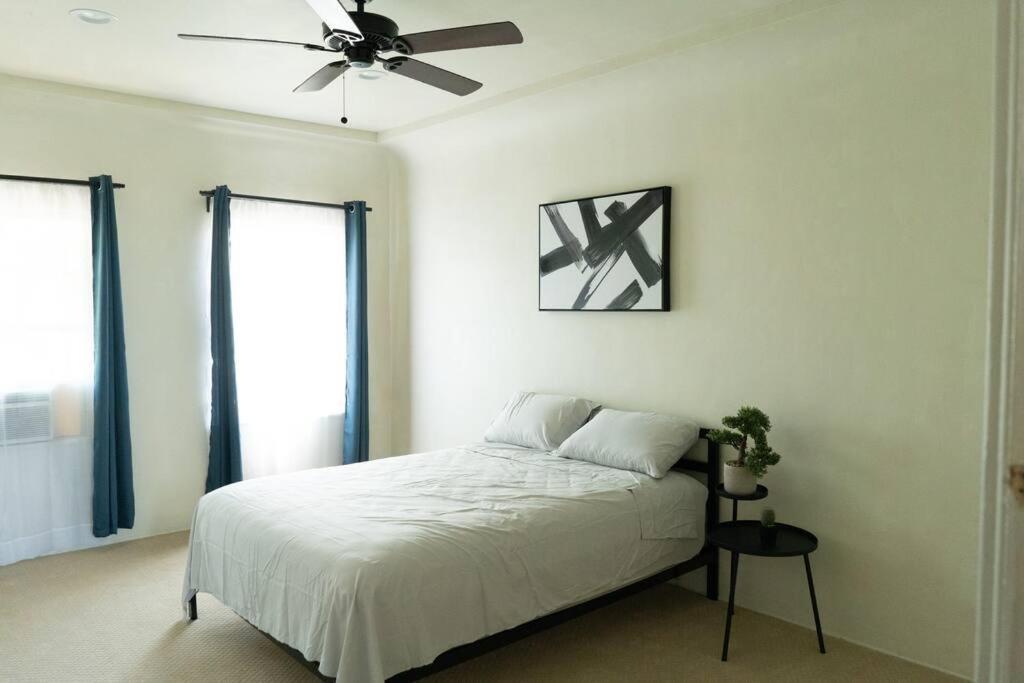 Spacious 2-Bedroom Unit In Hollywood ลอสแอนเจลิส ภายนอก รูปภาพ