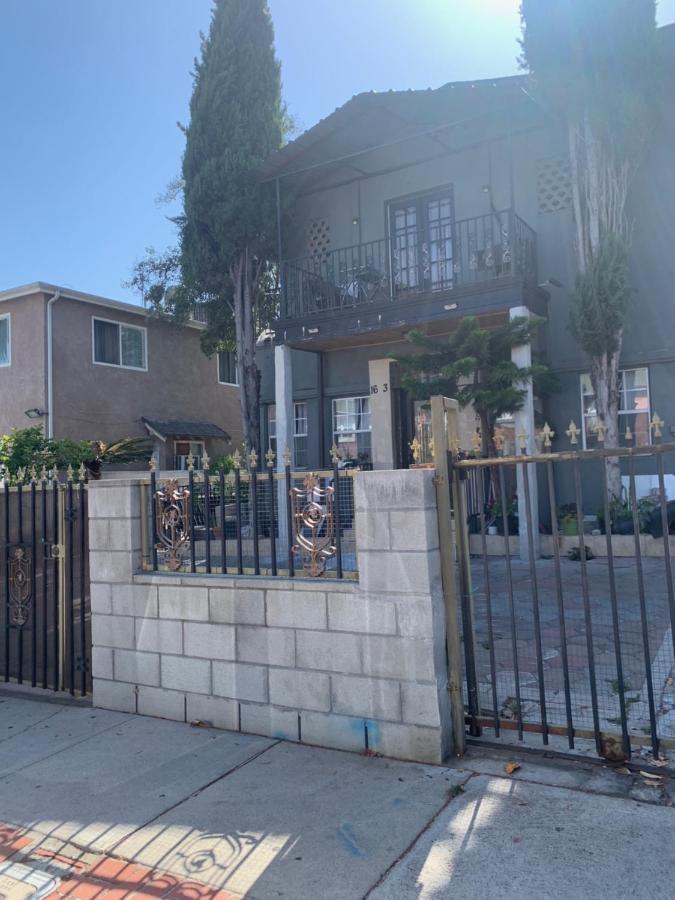 Spacious 2-Bedroom Unit In Hollywood ลอสแอนเจลิส ภายนอก รูปภาพ